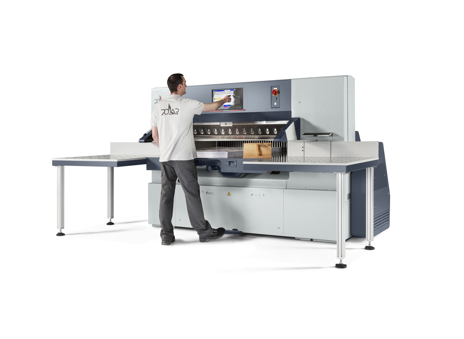 Putere și precizie industrială cu Polar Mohr 145 EL – standardul german în tăierea profesională a hârtiei